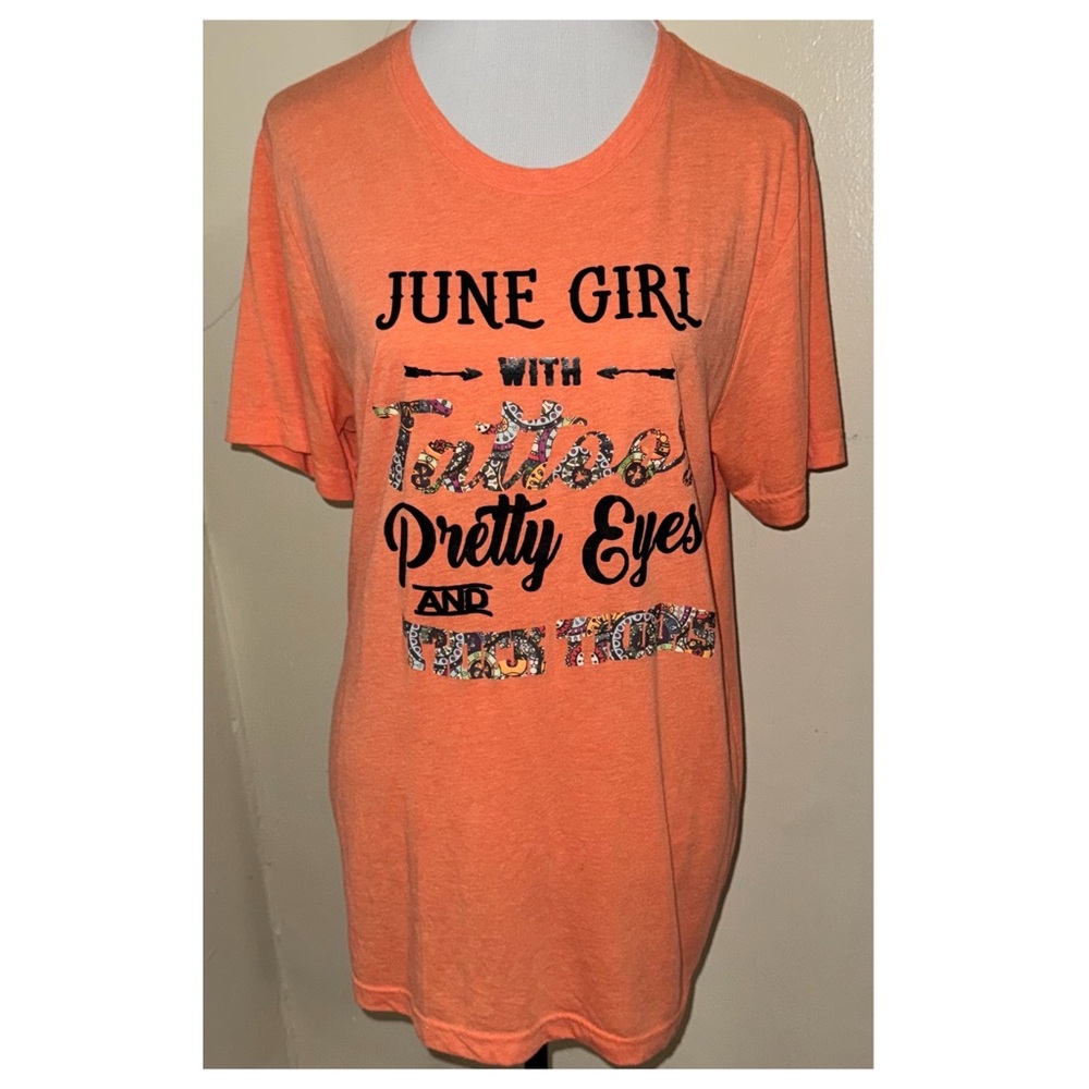 “June Girl With Tattoos Pretty Eyes and Thick Thighs” Short Sleeve Tee, Sz Lg